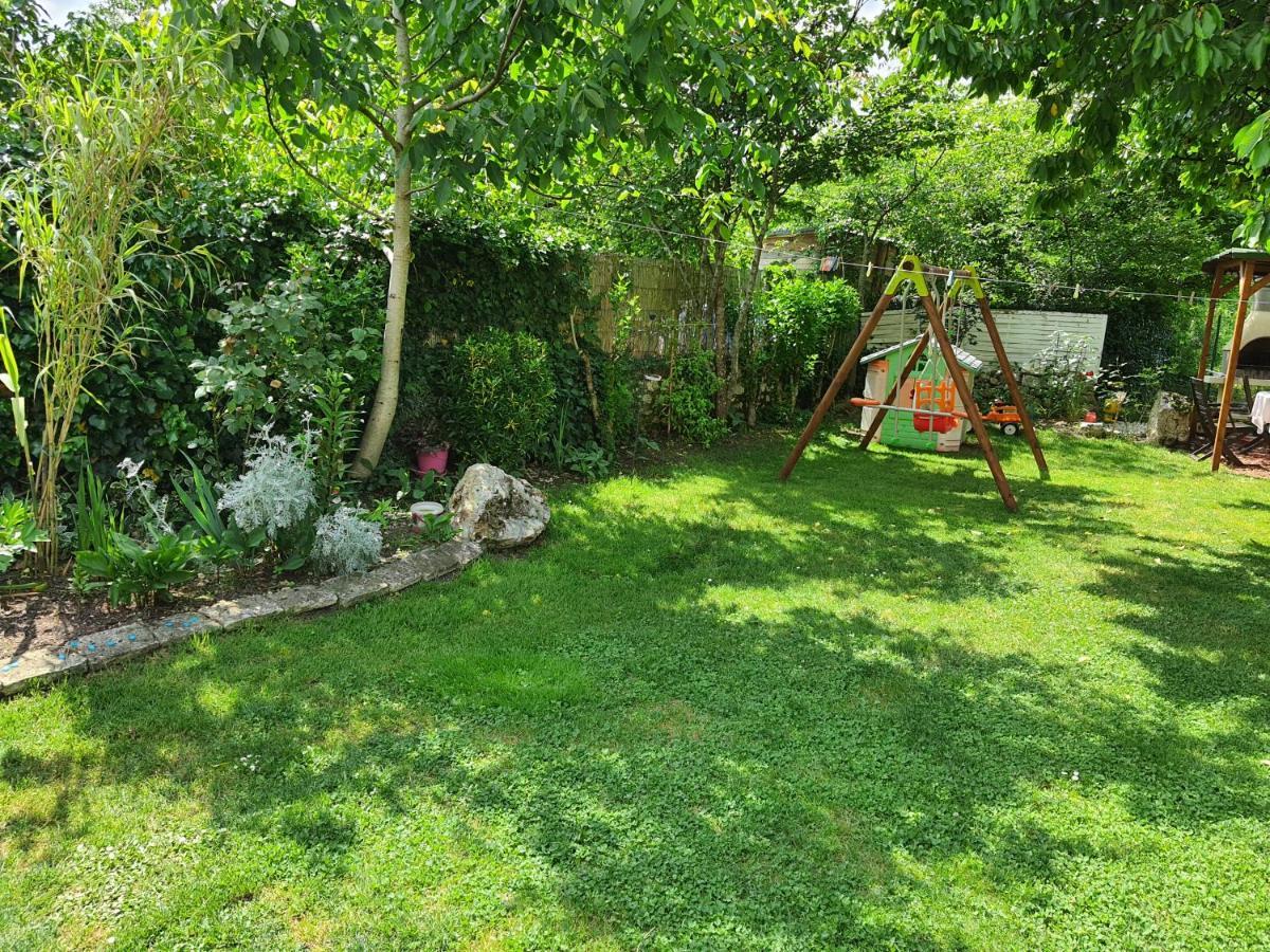 Holiday home En Pierre Le Paradis Parc Cloture Jacuzzi 5 Places Piscine Au Perigord Pourpre 9km De Bergerac