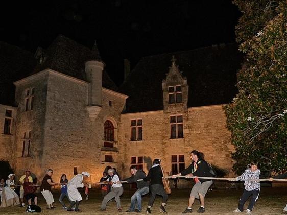 Hébergement de vacances gîte en pierre le paradis sur notre propriété proche issigeac et de bergerac