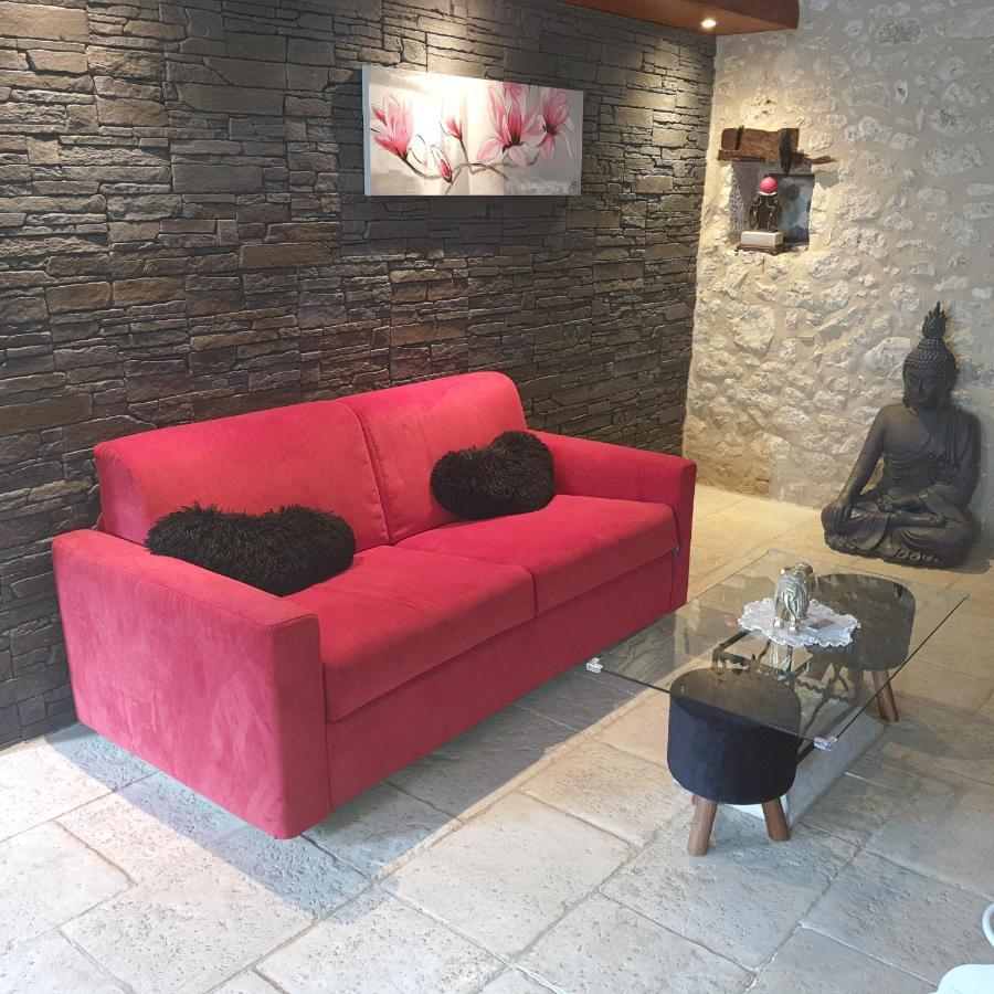 Holiday home En Pierre Le Paradis Parc Cloture Jacuzzi 5 Places Piscine Au Perigord Pourpre 9km De Bergerac *