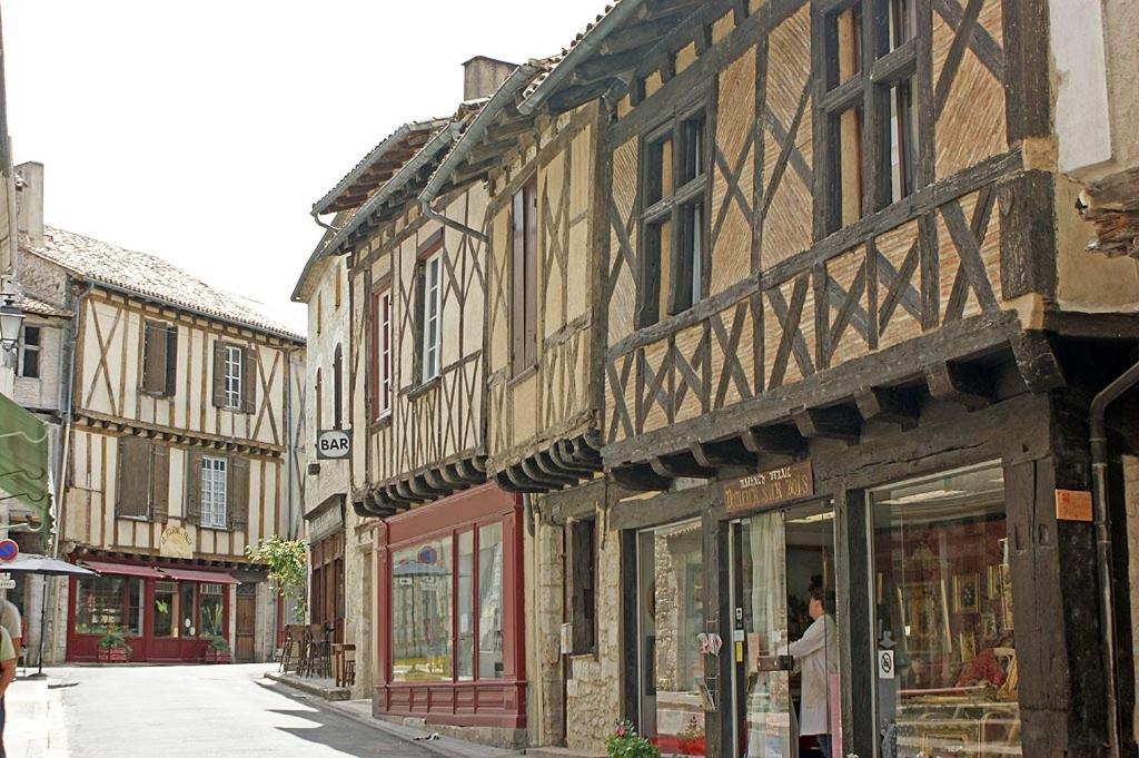 gîte en pierre le paradis sur notre propriété proche issigeac et de bergerac Hébergement de vacances