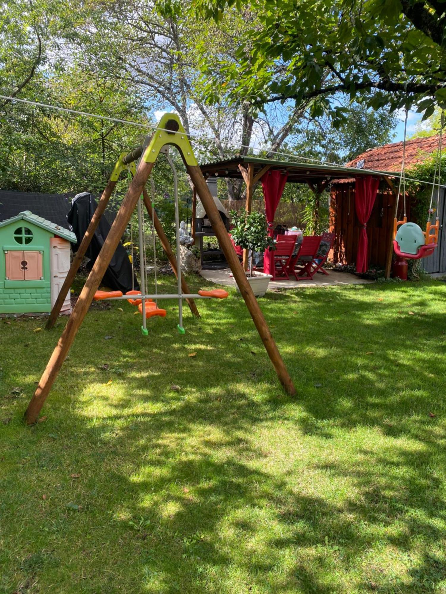 gîte en pierre le paradis sur notre propriété proche issigeac et de bergerac * Saint-Aubin-de-Lanquais